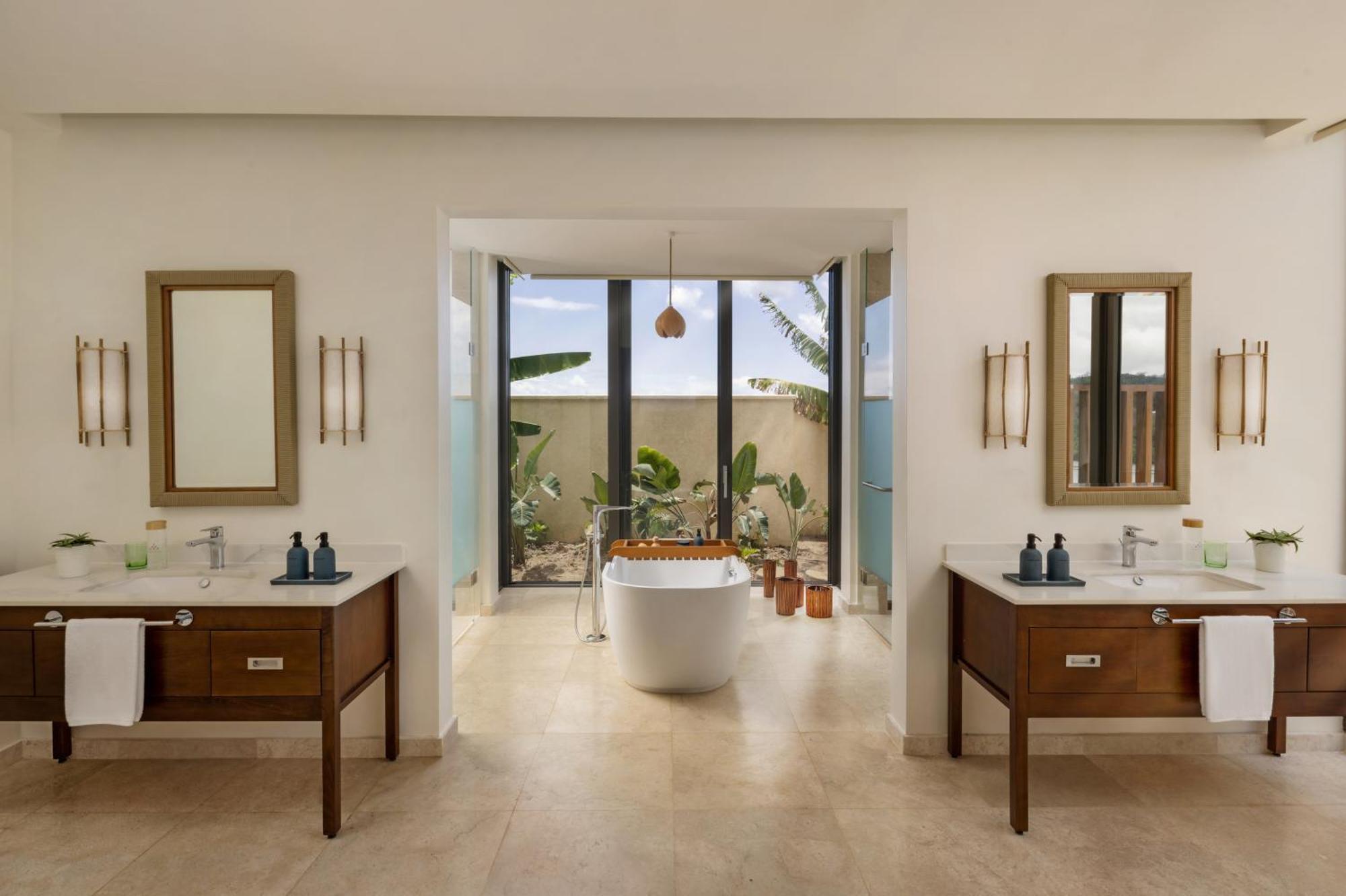 Six Senses La Sagesse Hotel St. David's Bagian luar foto